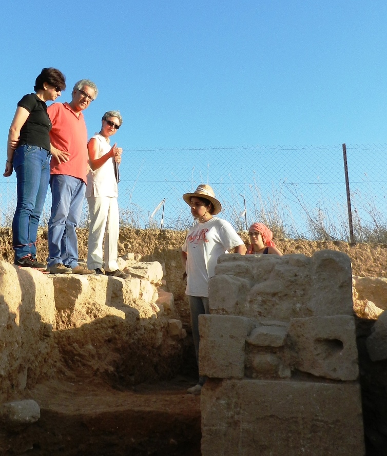 3. Rector visiting the excavations at Hadjiabdullah
